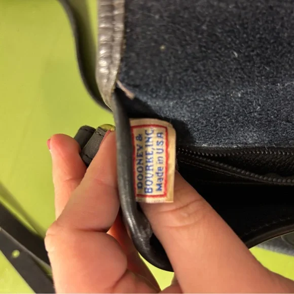 Vintage Dooney & Burke Black Leather Shoulder Bag - Picture 8 of 8